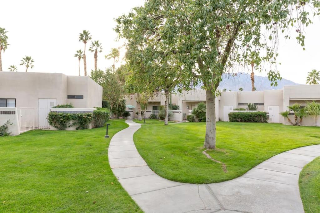 Desert Princess Villa Palm Springs Area คาธีดรัลซิตี ภายนอก รูปภาพ